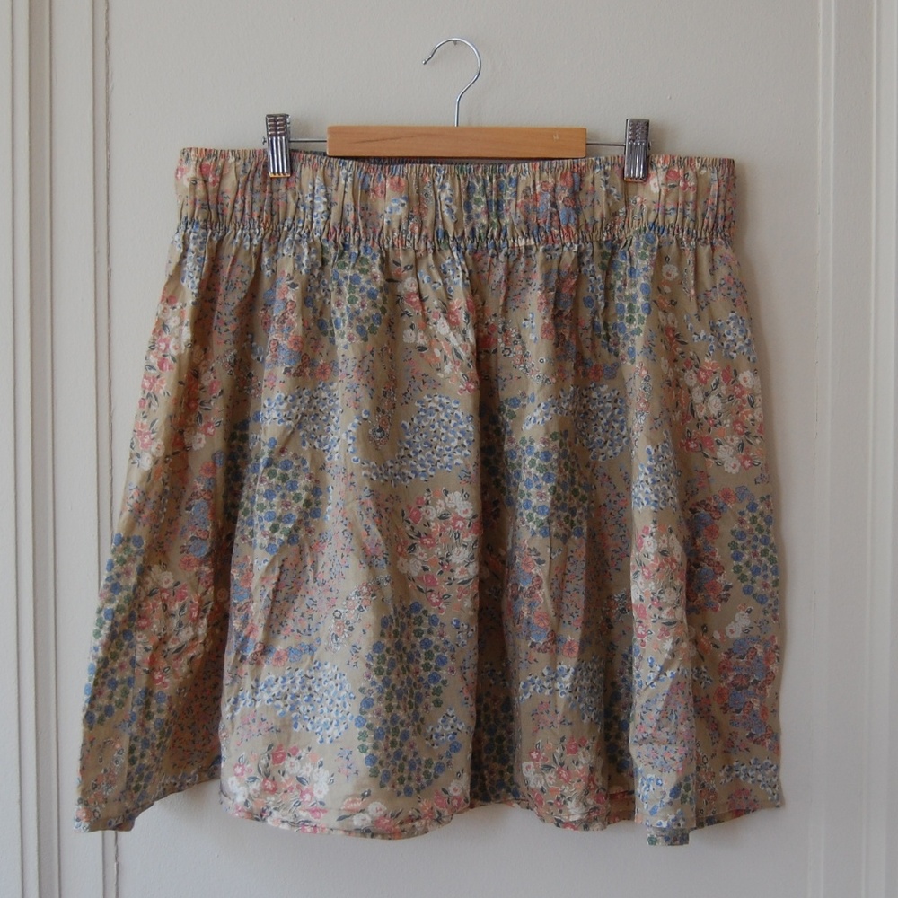 h&m circle skirt with sweet floral pattern